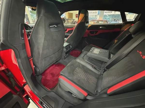 Lamborghini URUS S 2024