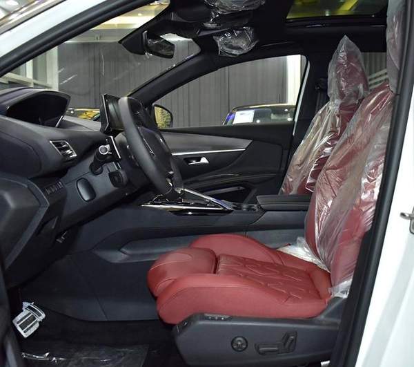 Peugeot 5008 GT ( 2024 Model ) GCC Specs
