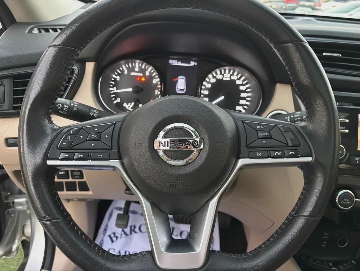 NISSAN X-TRAIL—2018–7 SEAT GCC—FREE ACCIDENT—FULL OPTIONS—LOW MILAGE—EXCELLENT CONDITION-15-15