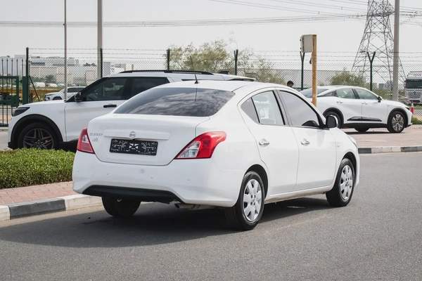 2022 - NISSAN SUNNY - GCC SPECS - EXCELLENT CONDITION - FULL SERVICE HISTORY