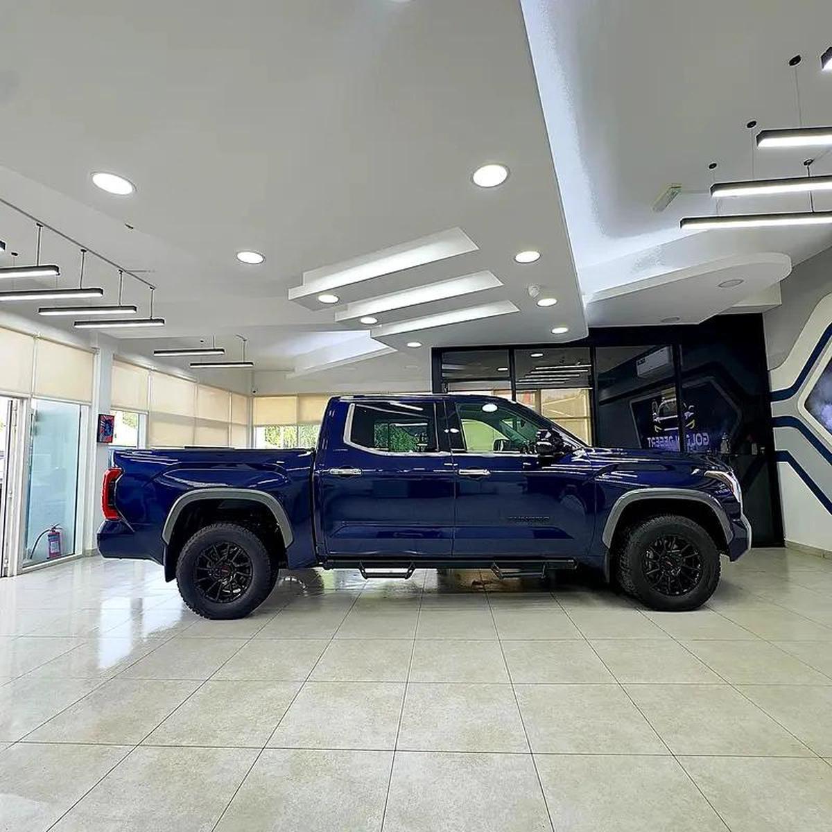 2023 Toyota Tundra Limited-10-10