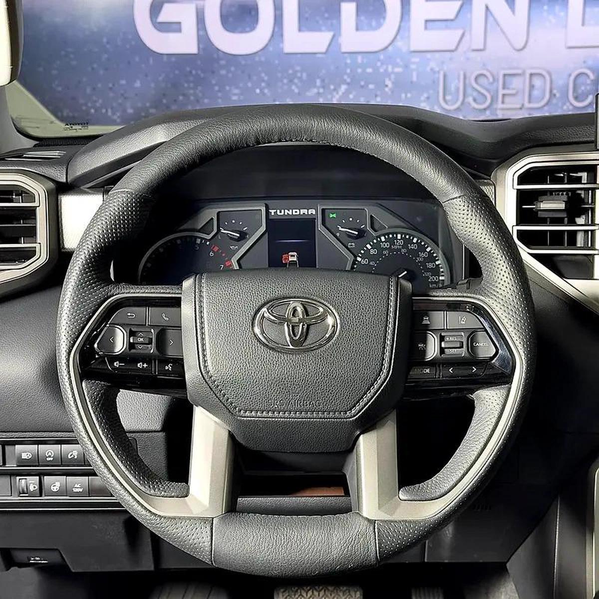 2023 Toyota Tundra Limited-12-12