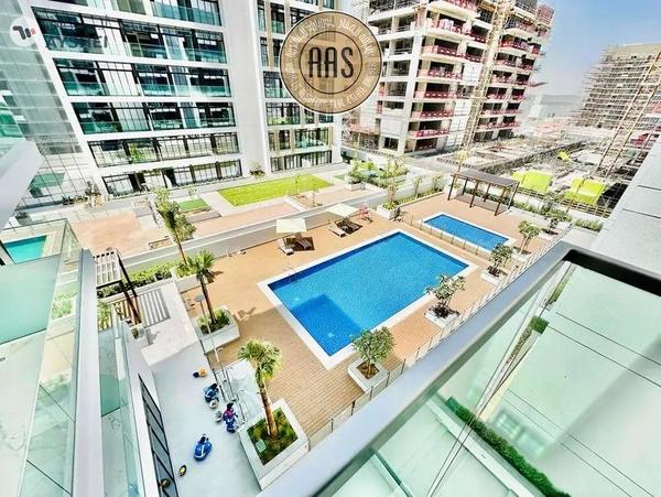 Pool view •• great community •• hot offer •• chiller free