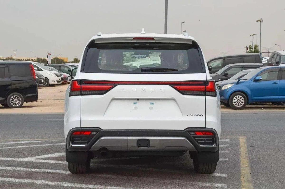 Lexus LX 600 LX 600 VIP 3.5L-3-3
