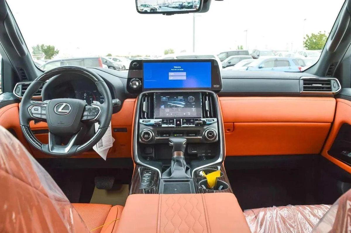 Lexus LX 600 LX 600 VIP 3.5L-7-7