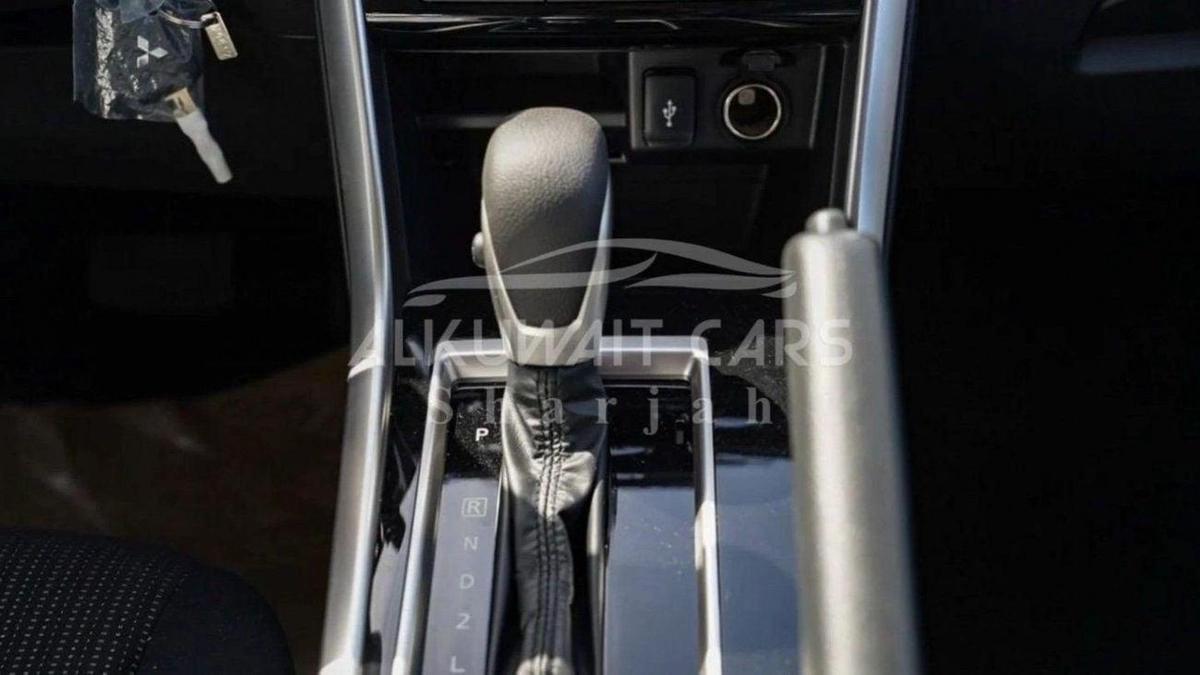 Mitsubishi Xpander Mitsubishi Xpander 1.5L Petrol Automatic GCC-12-12