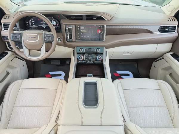 جي ام سي يوكن دينالي ابيض / بيج خليجي 2023 GMC Yukon Denali - GCC Specs