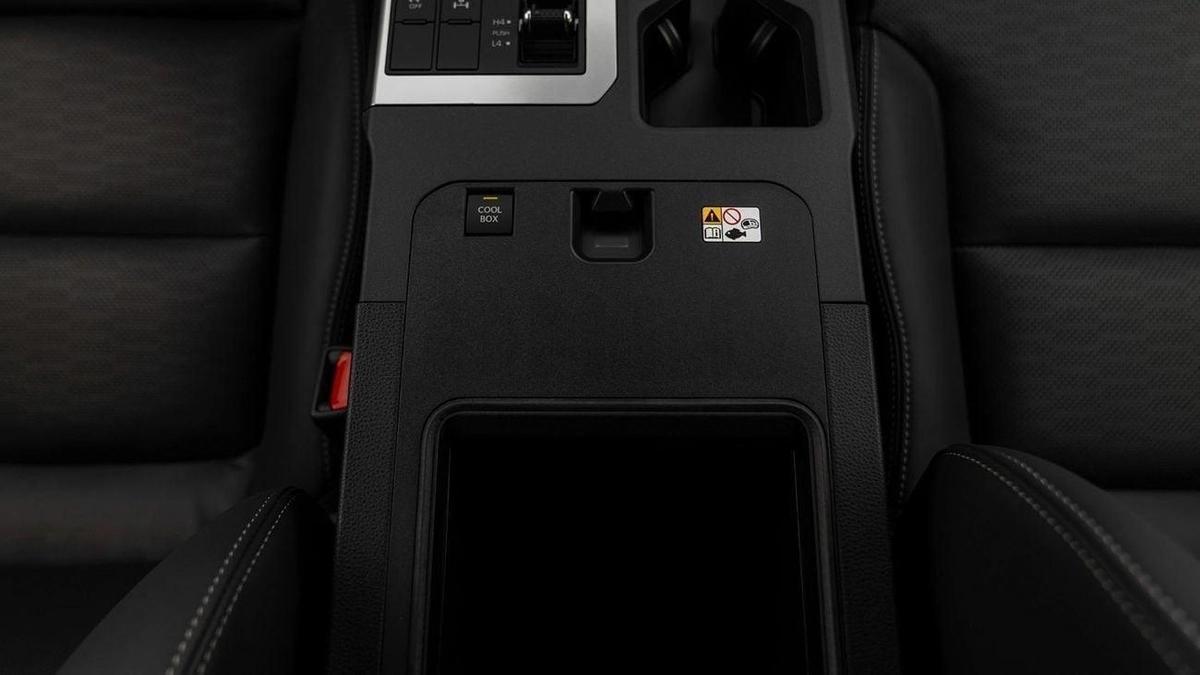 Toyota Prado PRADO 250 VX PREMIUM 2.4P AT MY2025 – BLACK-19-19