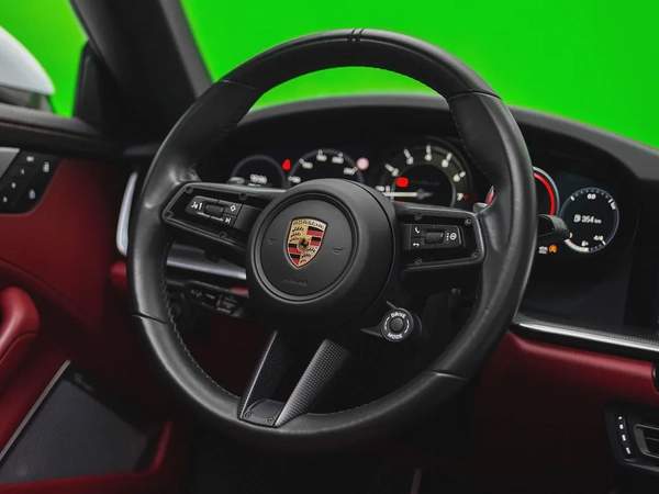 SWAP YOUR CAR for Turbo S Cabrio 2023 Sport Design - Carbon Package - Lifting