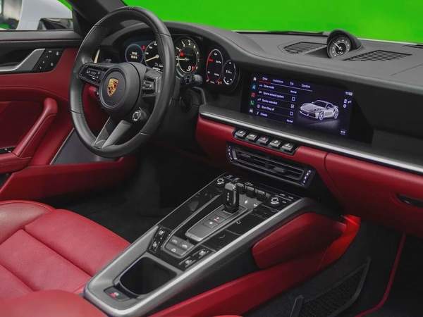 SWAP YOUR CAR for Turbo S Cabrio 2023 Sport Design - Carbon Package - Lifting