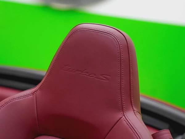 SWAP YOUR CAR for Turbo S Cabrio 2023 Sport Design - Carbon Package - Lifting