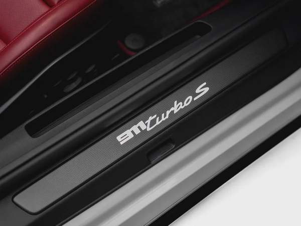 SWAP YOUR CAR for Turbo S Cabrio 2023 Sport Design - Carbon Package - Lifting