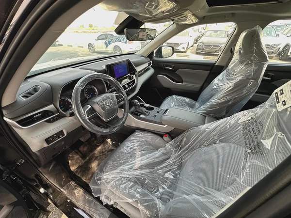 2025 TOYOTA HIGHLANDER HEV GLE-E WHITE | FROMAGE