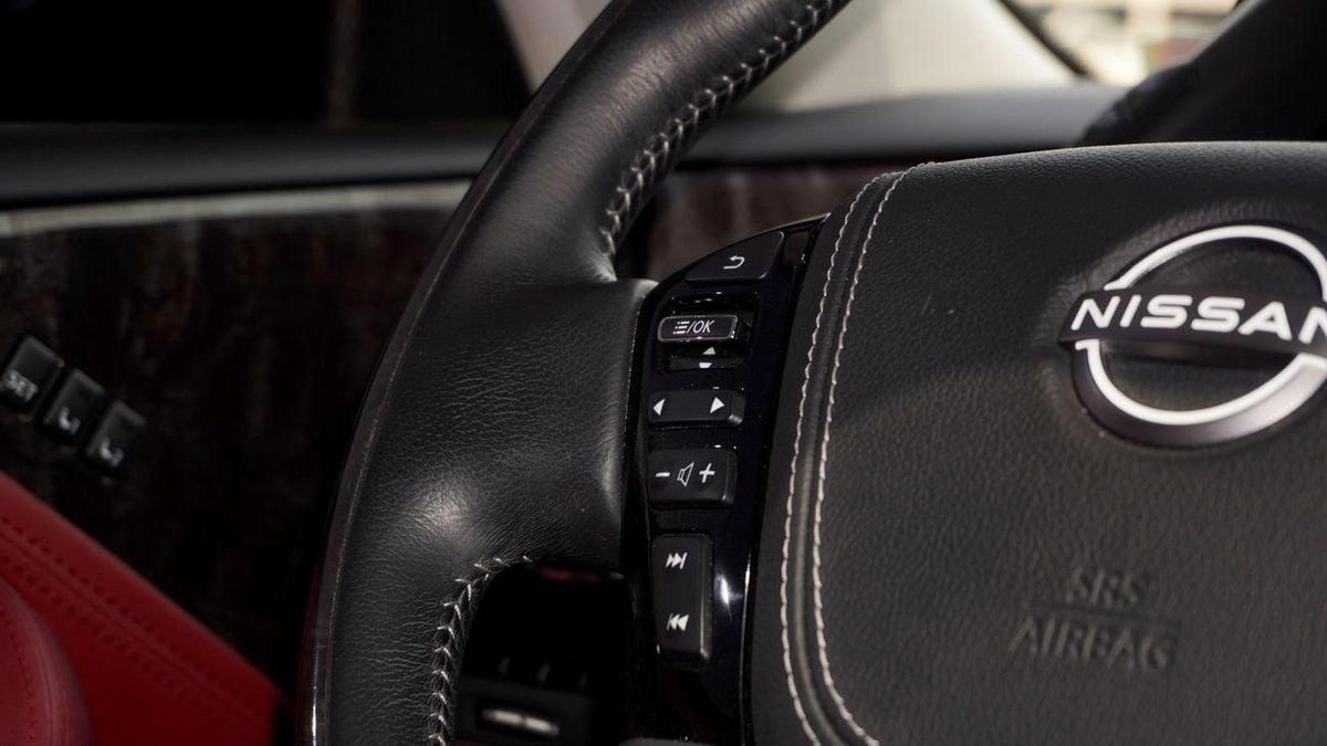 Nissan Patrol Platinum SE-4-4