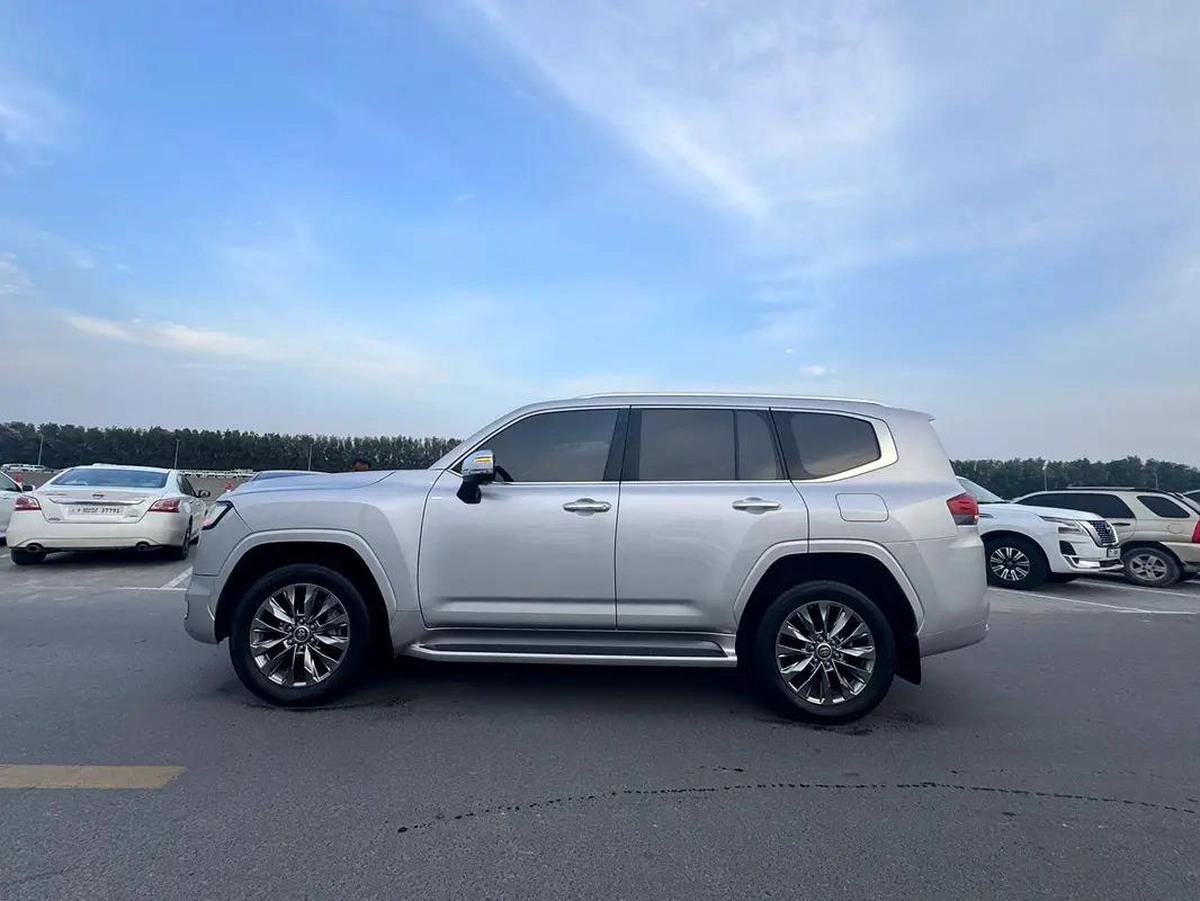 Toyota Land Cruiser 4.0L, 2022, GCC Specs - Pristine Condition-7-7