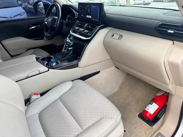 Toyota Land Cruiser 4.0L, 2022, GCC Specs - Pristine Condition