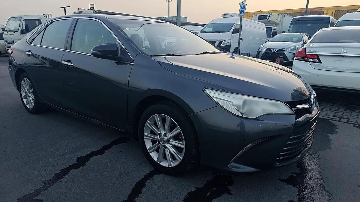 Toyota Camry GLX 2016 - GCC Specs - Excellent Condition-14-14