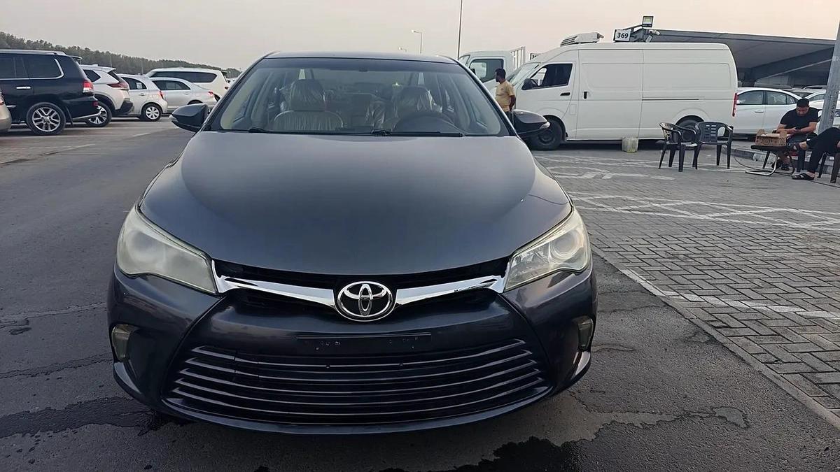 Toyota Camry GLX 2016 - GCC Specs - Excellent Condition-7-7