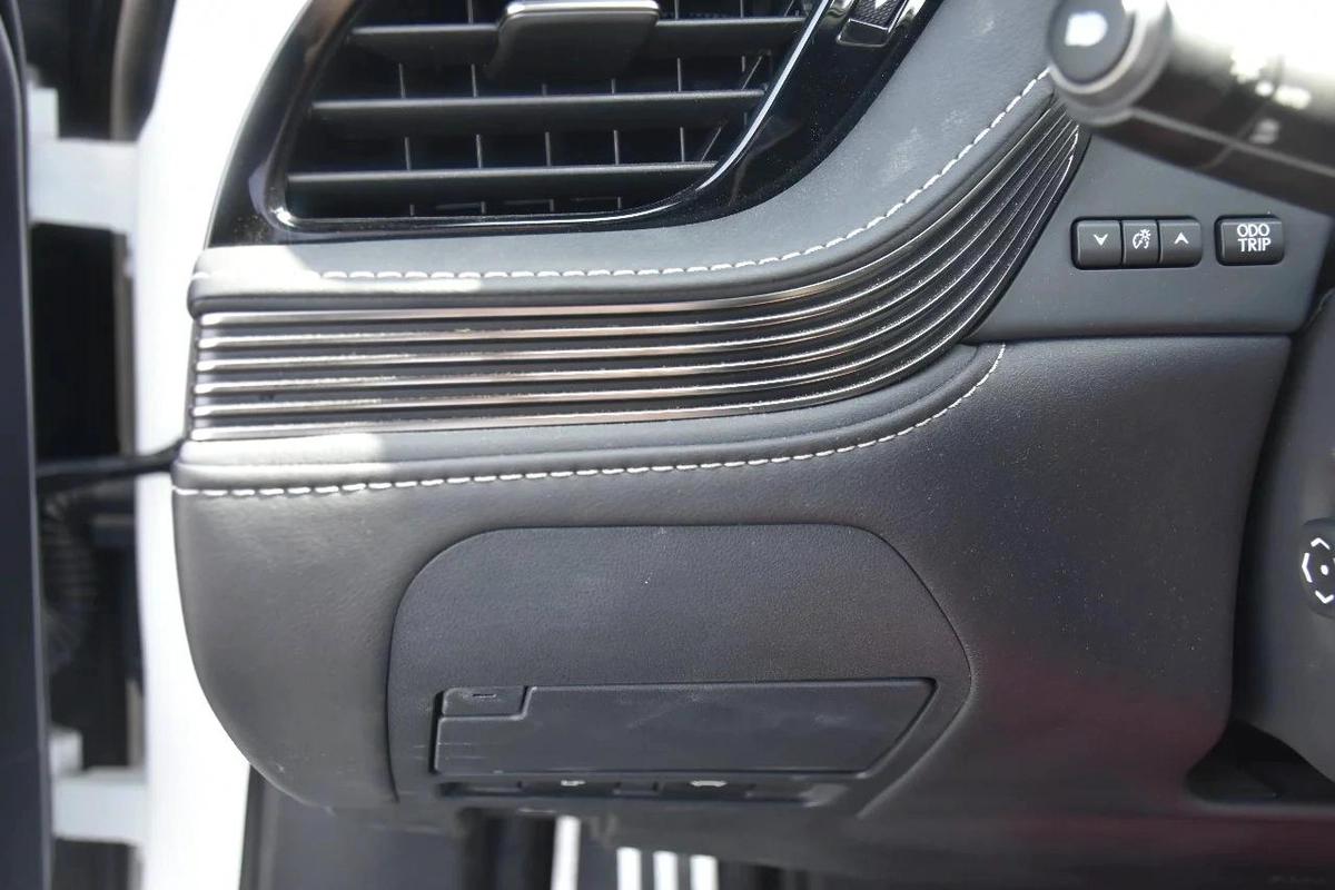 LS500 F SPORTS 2018 | WHITE ( REF-ACD )-14-14