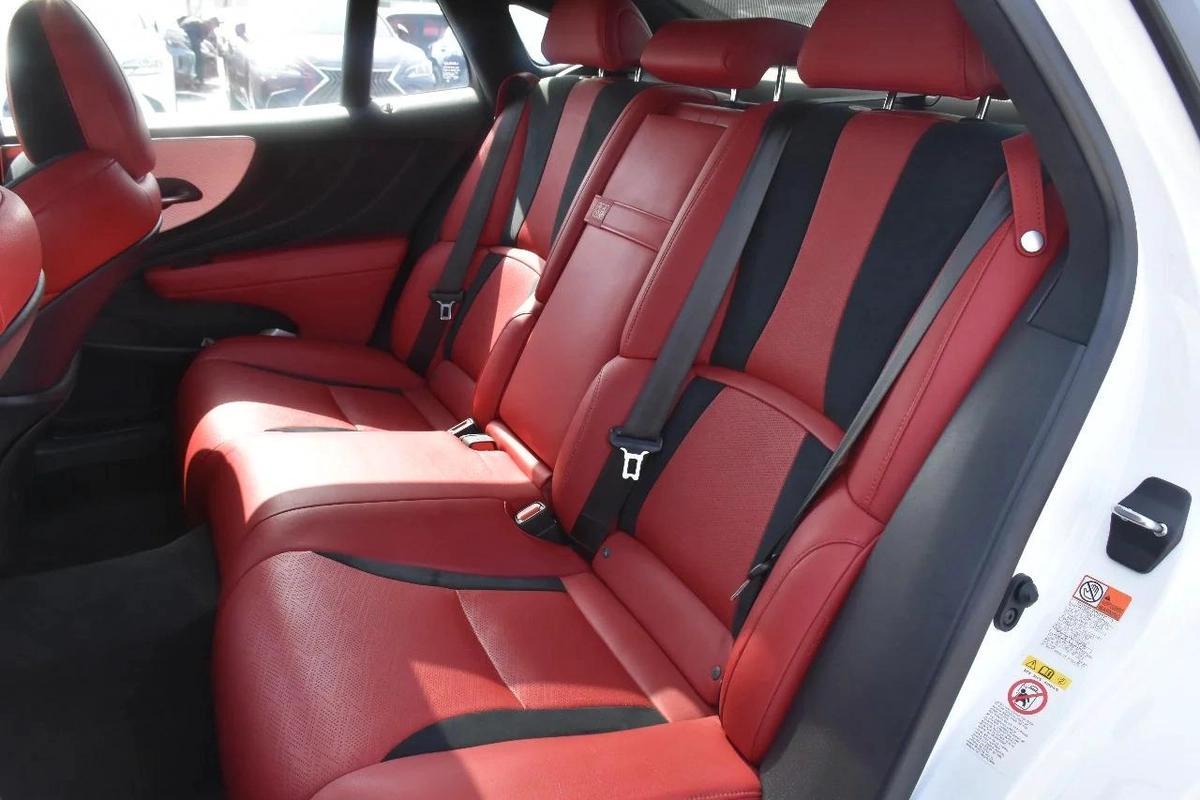 LS500 F SPORTS 2018 | WHITE ( REF-ACD )-1-1