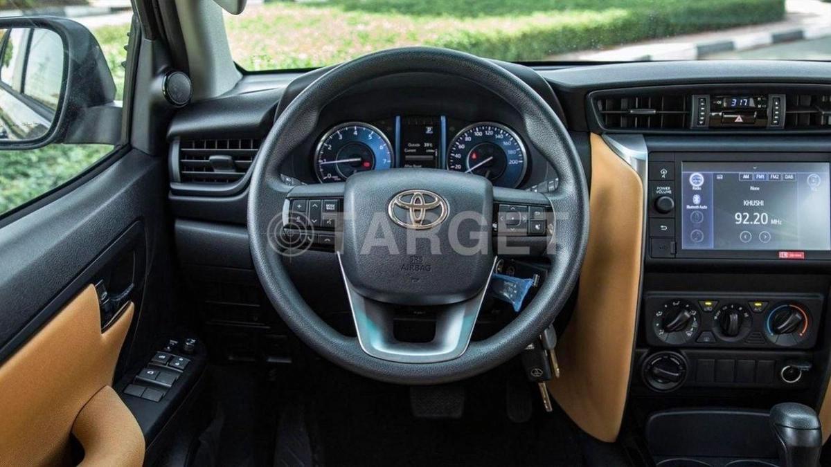 Toyota Fortuner FORTUNER 2.7L 4WD-10-10
