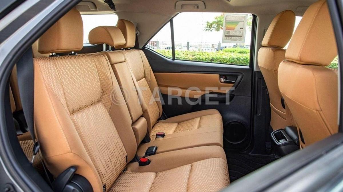 Toyota Fortuner FORTUNER 2.7L 4WD-15-15