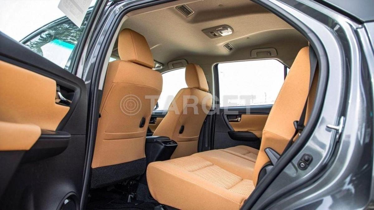 Toyota Fortuner FORTUNER 2.7L 4WD-16-16
