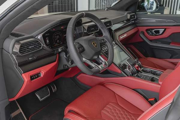 Lamborghini Urus S | Carbon Interior | Low Mileage 2024 (Warranty Available)