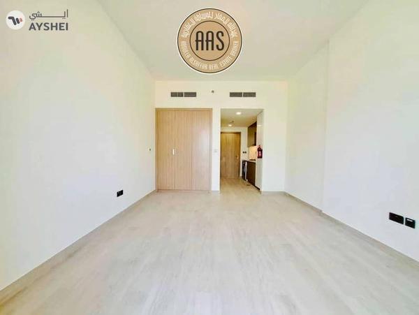 Luxurious Studio || Huge Size || Chiller Free