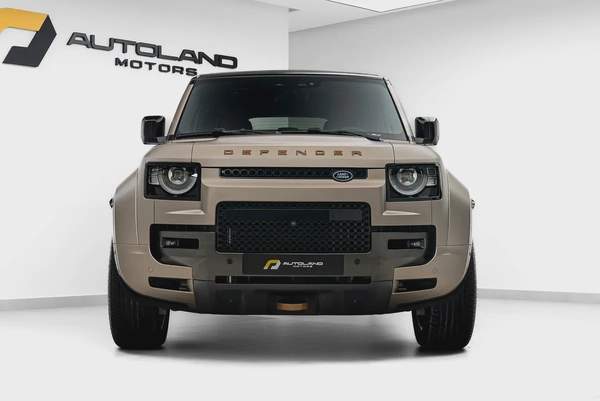 2025 LAND ROVER DEFENDER P635 OCTA | GCC 5 YEARS WARRANTY | 635 HP | HIGH SPEC |
