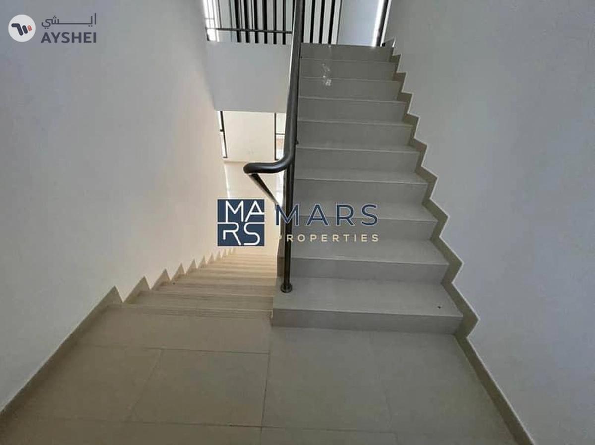 ๐ Luxurious 5-Bedroom Signature Villa for Sale in Nasma Residence-10-10