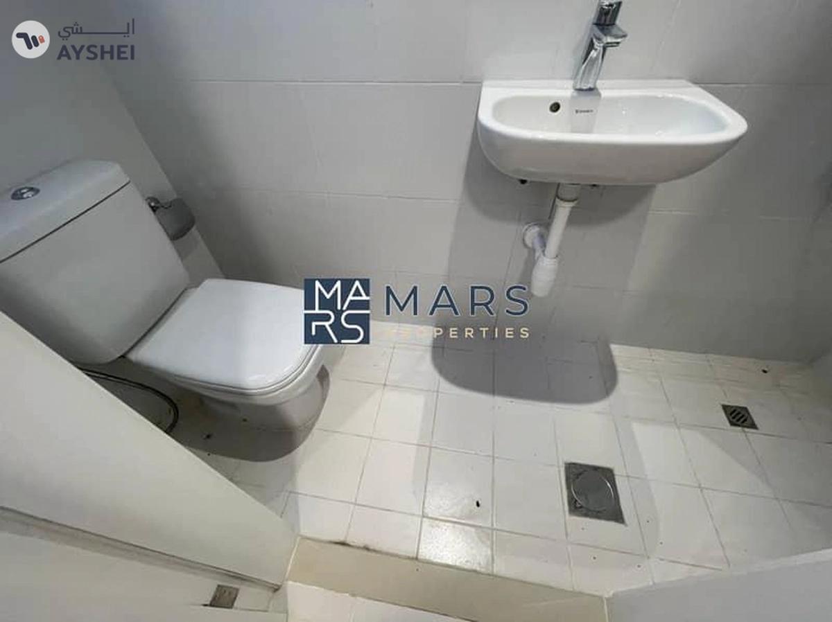 ๐ Luxurious 5-Bedroom Signature Villa for Sale in Nasma Residence-11-11