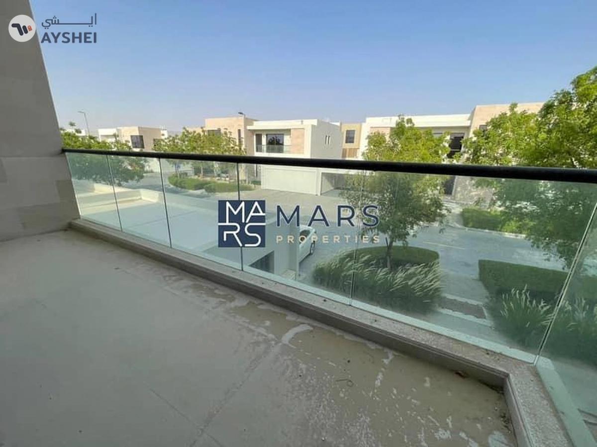 ๐ Luxurious 5-Bedroom Signature Villa for Sale in Nasma Residence-14-14