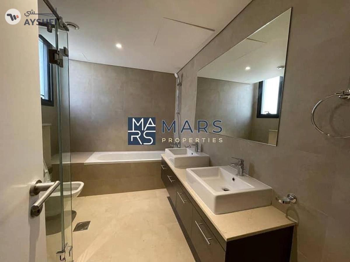 ๐ Luxurious 5-Bedroom Signature Villa for Sale in Nasma Residence-22-22