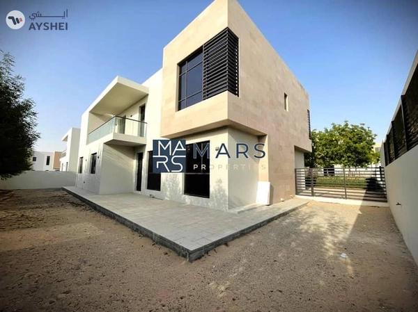 🌟 Luxurious 5-Bedroom Signature Villa for Sale in Nasma Residence