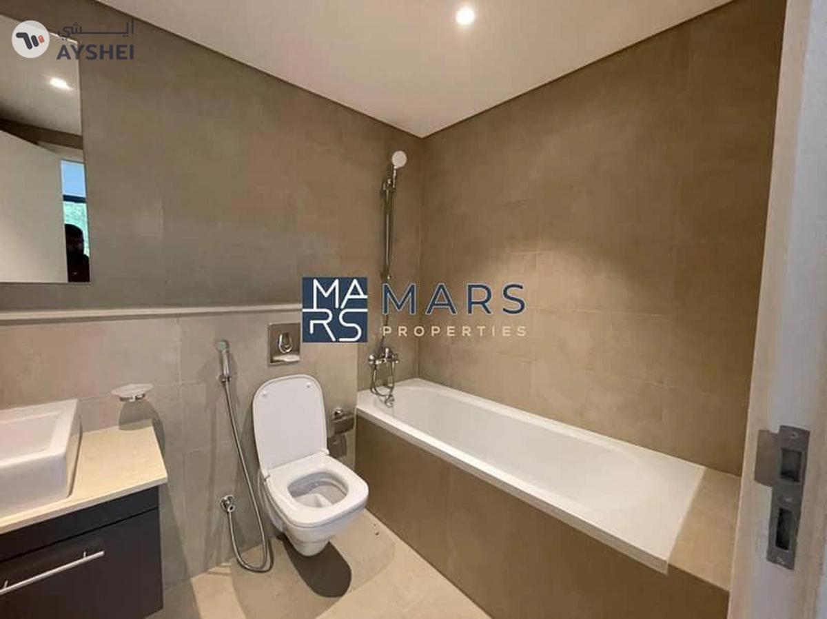 ๐ Luxurious 5-Bedroom Signature Villa for Sale in Nasma Residence-3-3