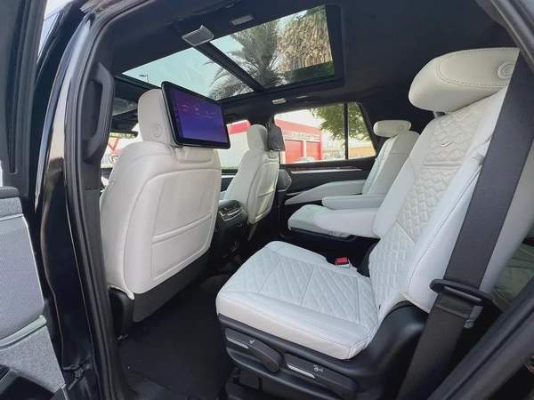 !! 2025 !! CADILLAC | ESCALADE | SPORT PLATINUM | GCC | UNDER WARRANTY AND SERVICE CONTRACT