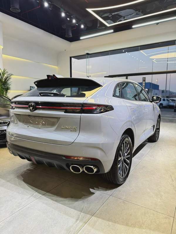 2023 CHANGAN UNI K PLATINUM WITH 360 DEGREE CAMERA/FULLY LOADED BRAND NEW ZERO KM