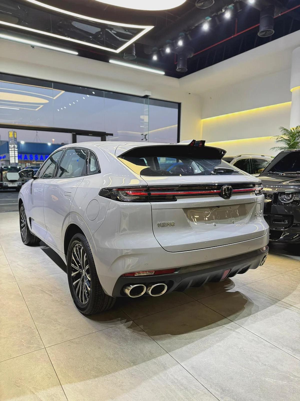 2023 CHANGAN UNI K PLATINUM WITH 360 DEGREE CAMERA/FULLY LOADED BRAND NEW ZERO KM-5-5