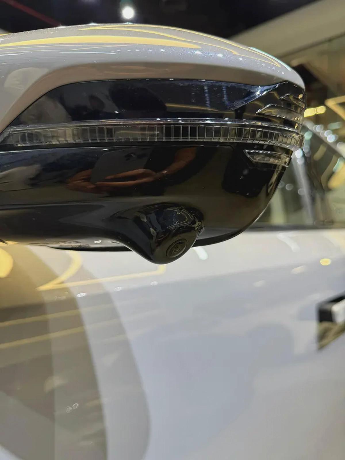 2023 CHANGAN UNI K PLATINUM WITH 360 DEGREE CAMERA/FULLY LOADED BRAND NEW ZERO KM-7-7