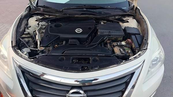 Nissan Altima SL 2014, American Specs - Well Maintained
