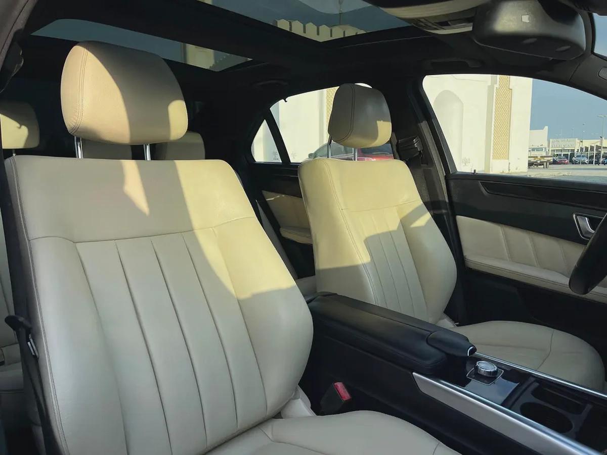 Mercedes E300 GCC full option accident free excellent condition-11-11