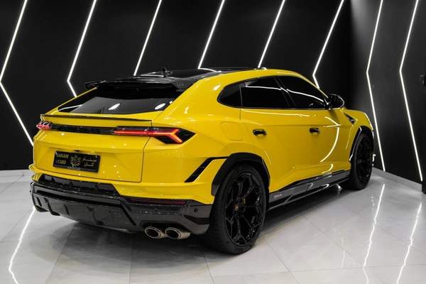 Lamborghini Urus Performante