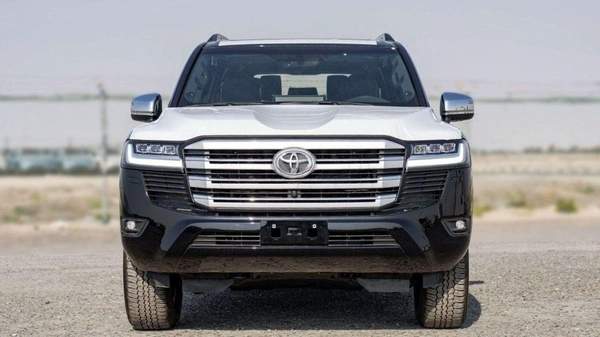 Toyota Land Cruiser LC300 VX 3.5P AT MY2025 – BLACK