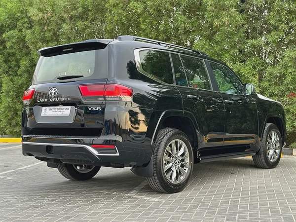 Toyota Land Cruiser VXR