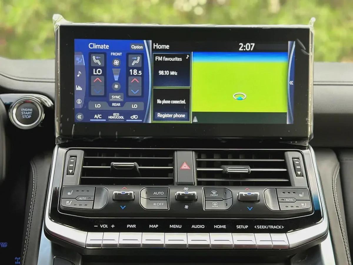 Toyota Land Cruiser VXR-9-9