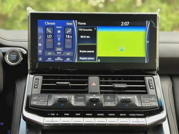 Toyota Land Cruiser VXR