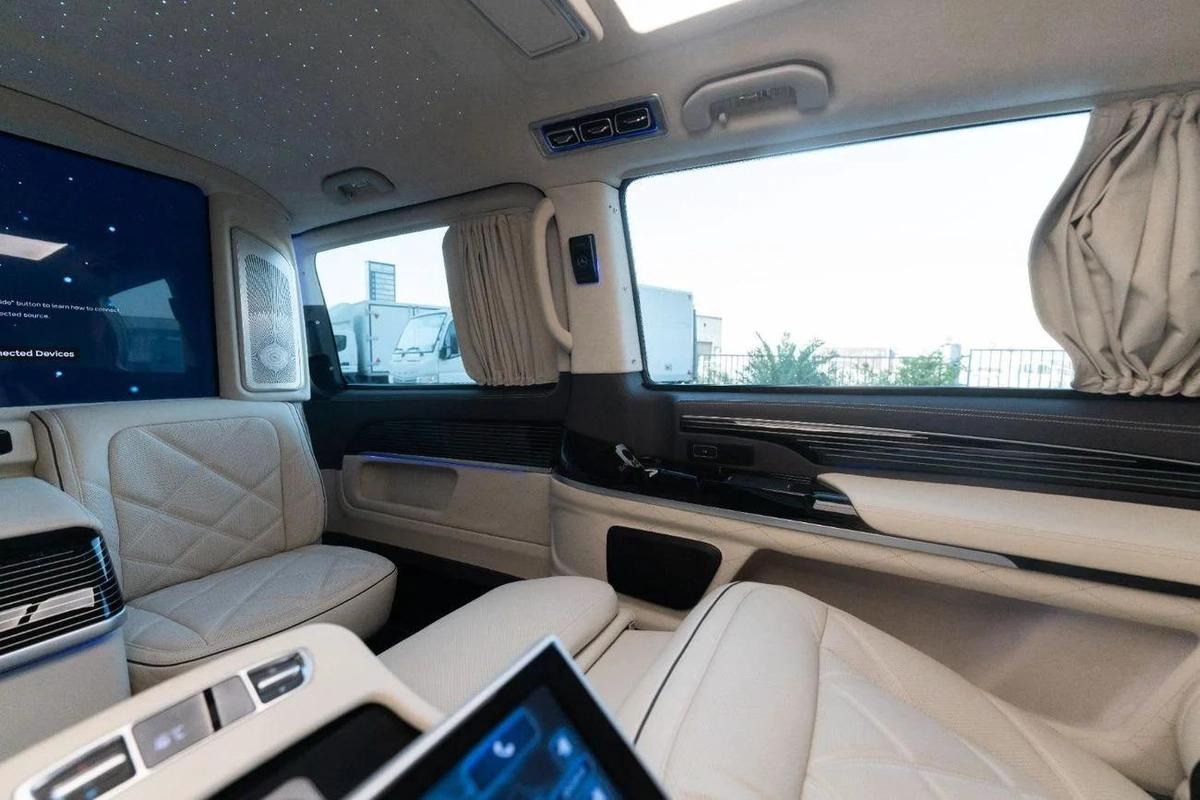 New Mercedes-Benz V 300 2026-13-13