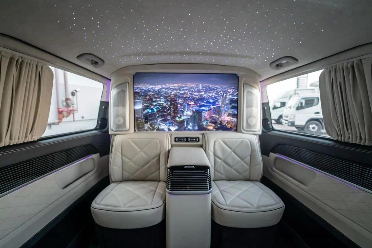 New Mercedes-Benz V 300 2026-9-9