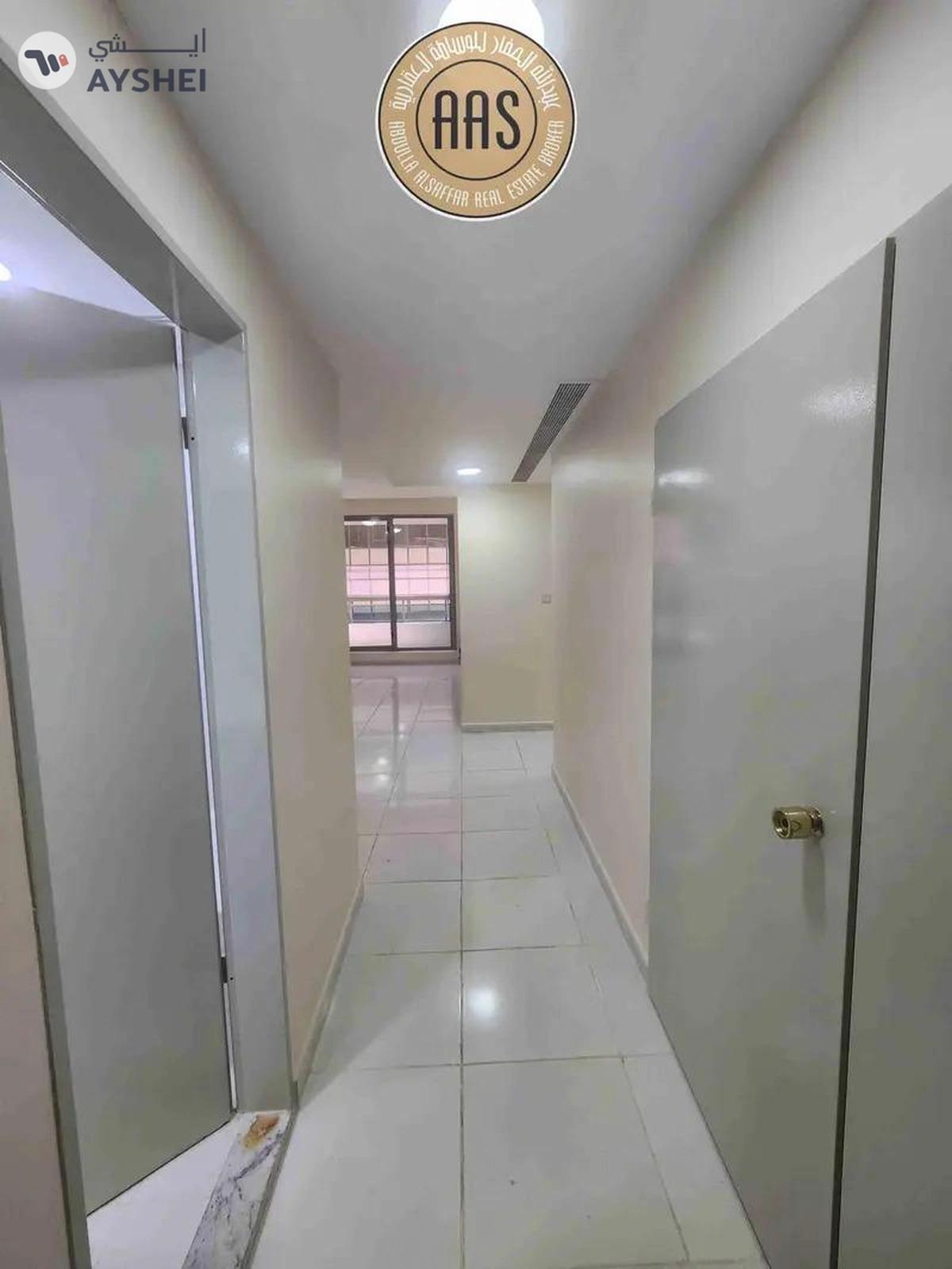 Spacious and clean 2bhk in mankhool with a closed kitchen near sharaf dg metro station-1-portrait